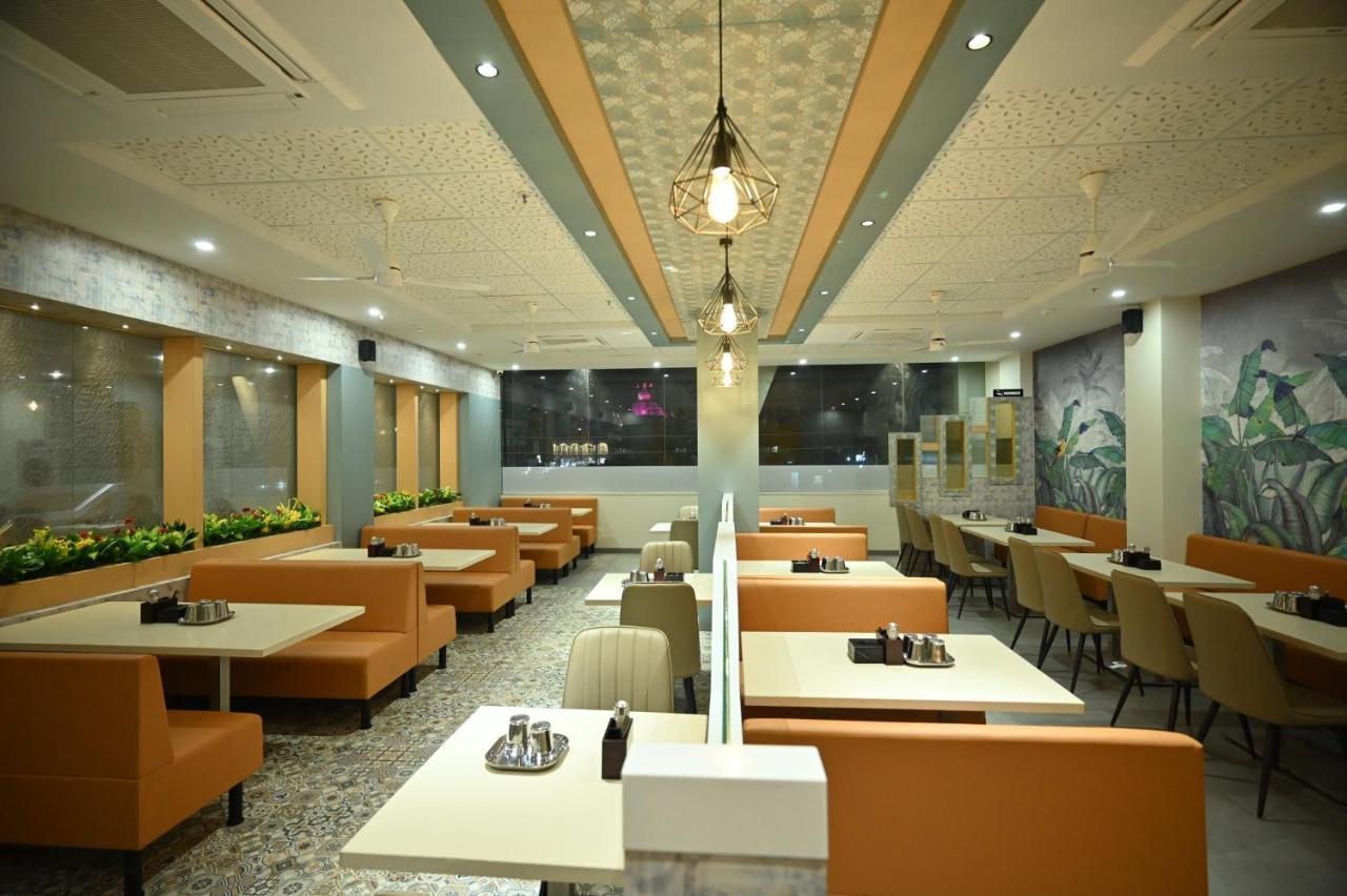 Hotel City Centre Latur Luaran gambar