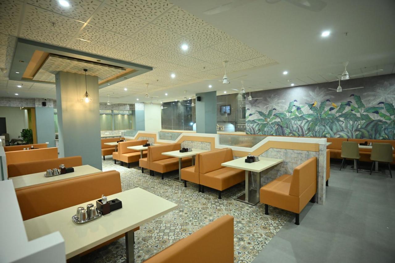 Hotel City Centre Latur Luaran gambar