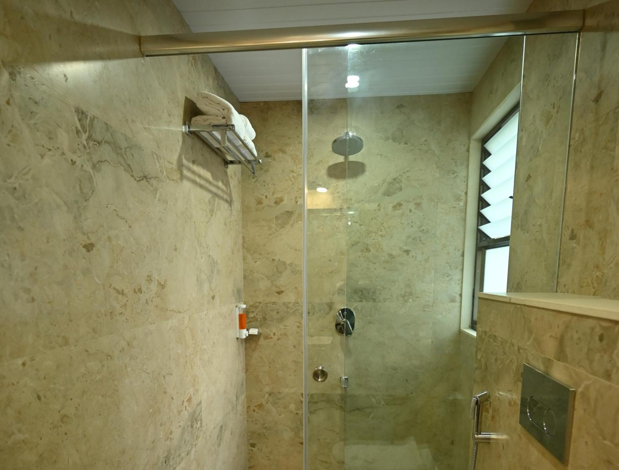Hotel City Centre Latur Bilik gambar
